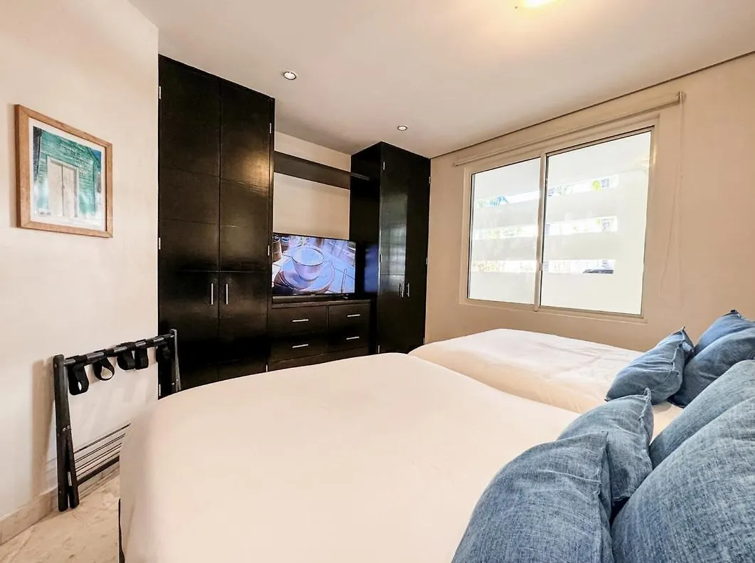 The Elements 2 Bedrooms Beachfront Condo Playa del Carmen Mexikó