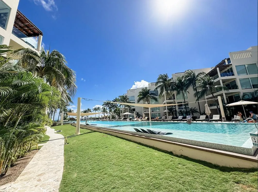 Apartment The Elements 2 Bedrooms Beachfront Condo Playa del Carmen